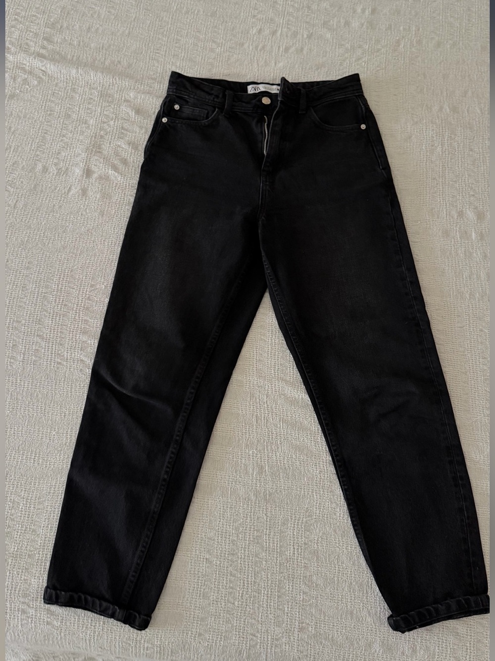 Zara Mon’s Black High-Rise Women’s Jeans